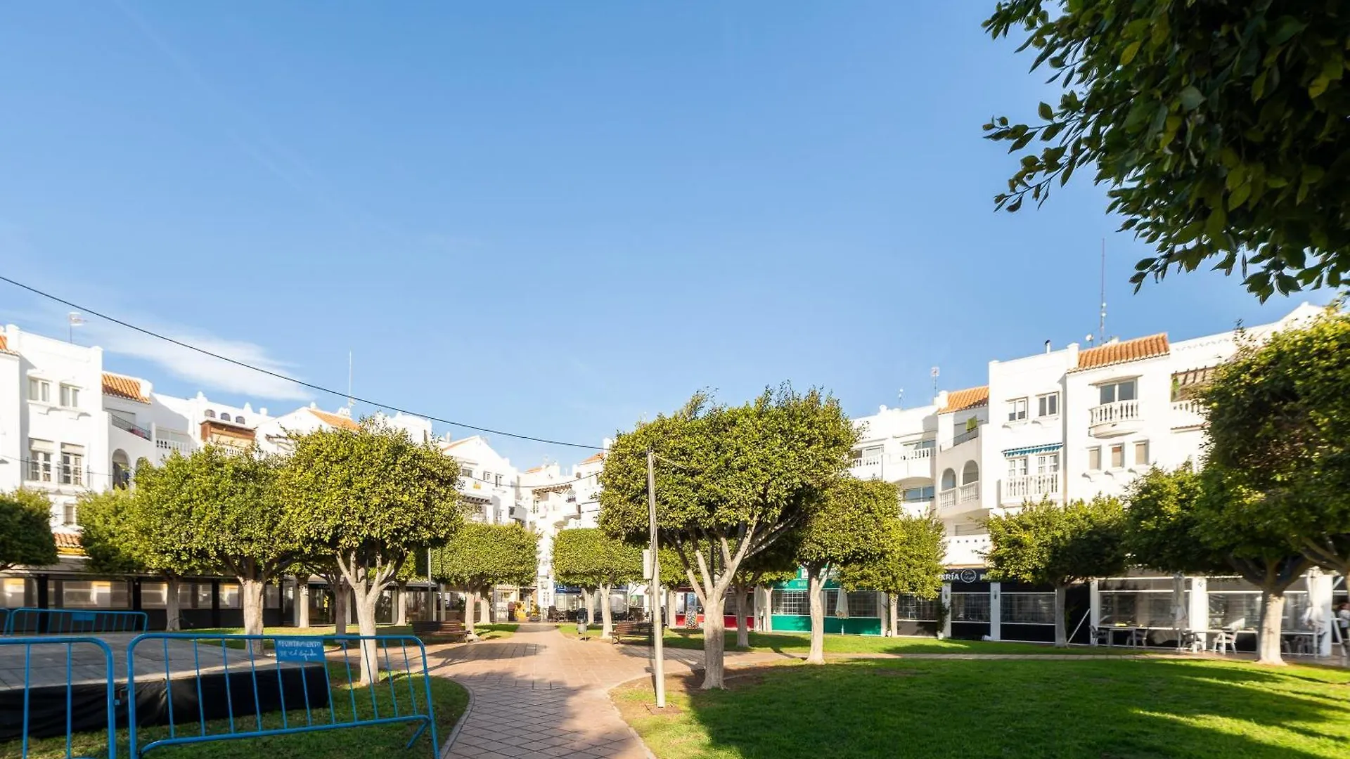 Apartment Just At The Heart Of The Village Almerimar