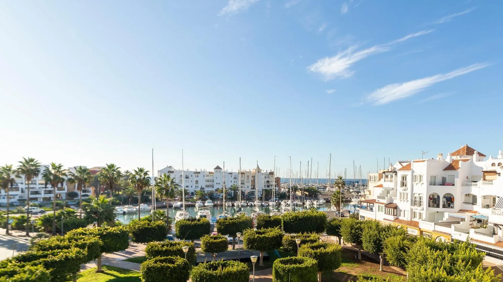 Apartment Just At The Heart Of The Village Almerimar